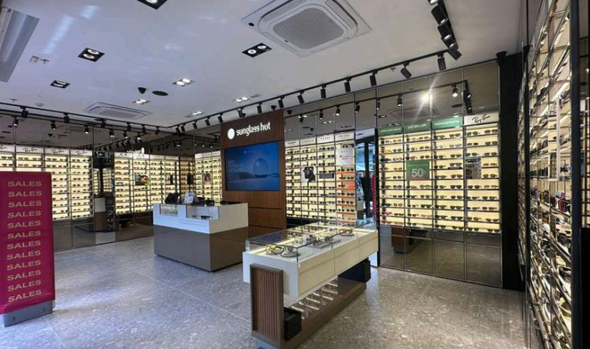 Sunglass Hut, Outlet Catarina- SP Sunglass Hut, Outlet Catarina- SP